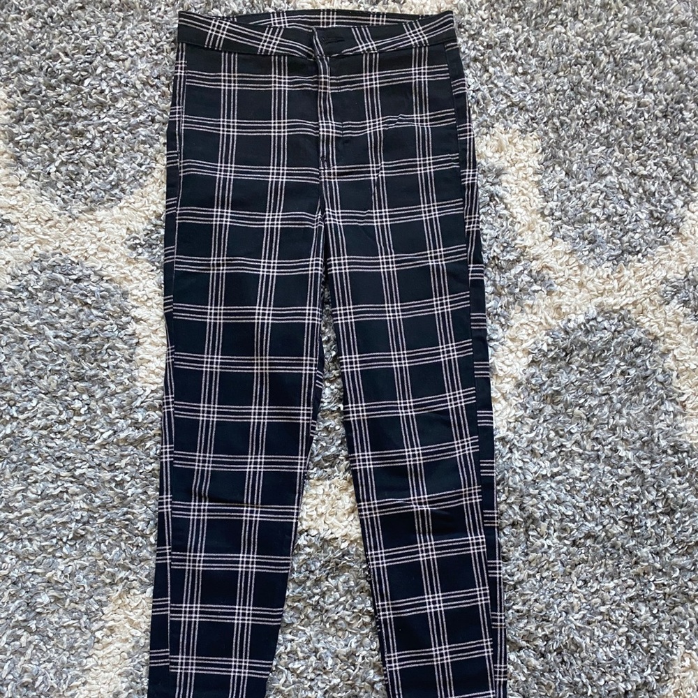 [SOLD] H&M Checkered Skinny Jeans